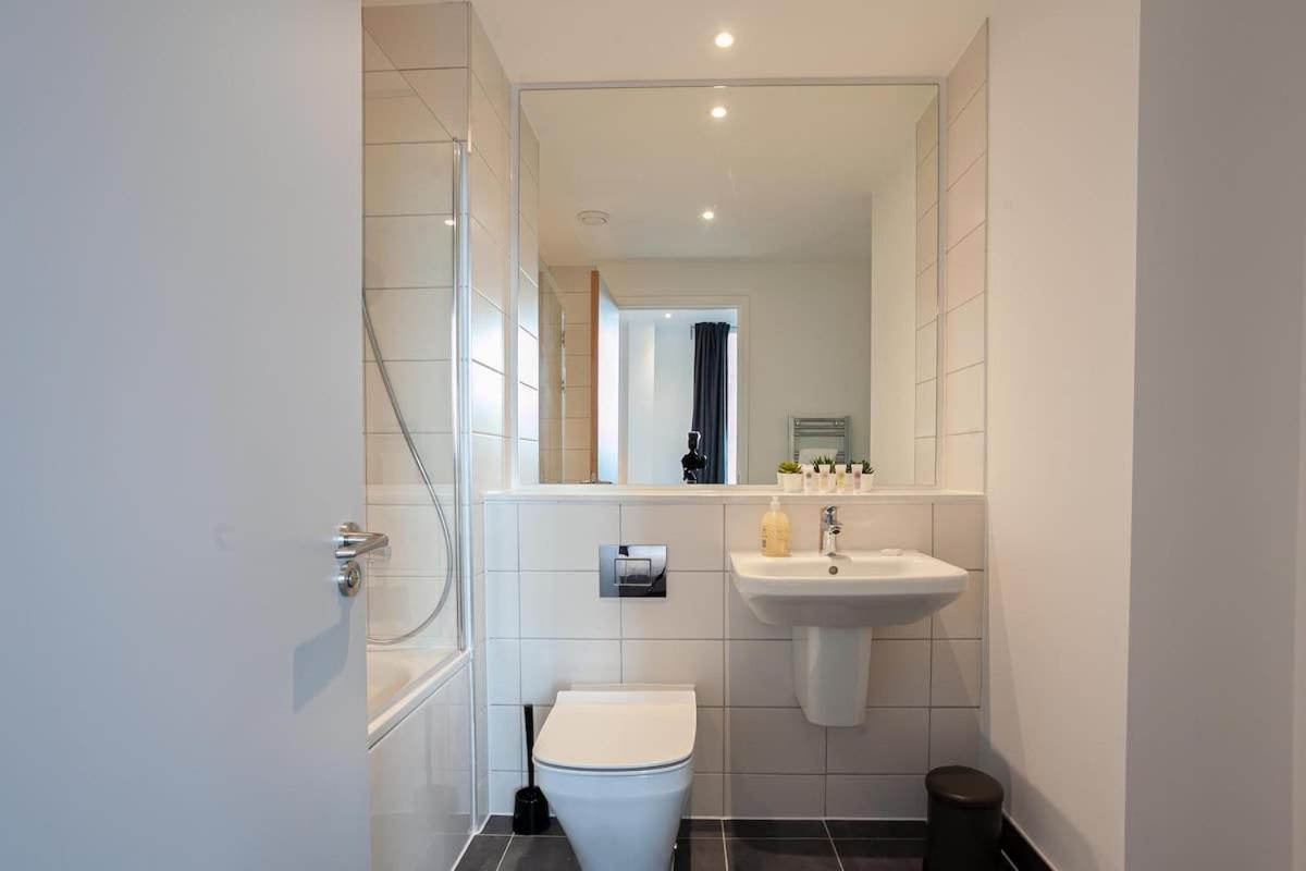 Spacious 2 Bed Apartment In Central Manchester Kültér fotó