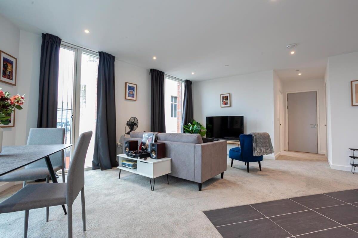 Spacious 2 Bed Apartment In Central Manchester Kültér fotó