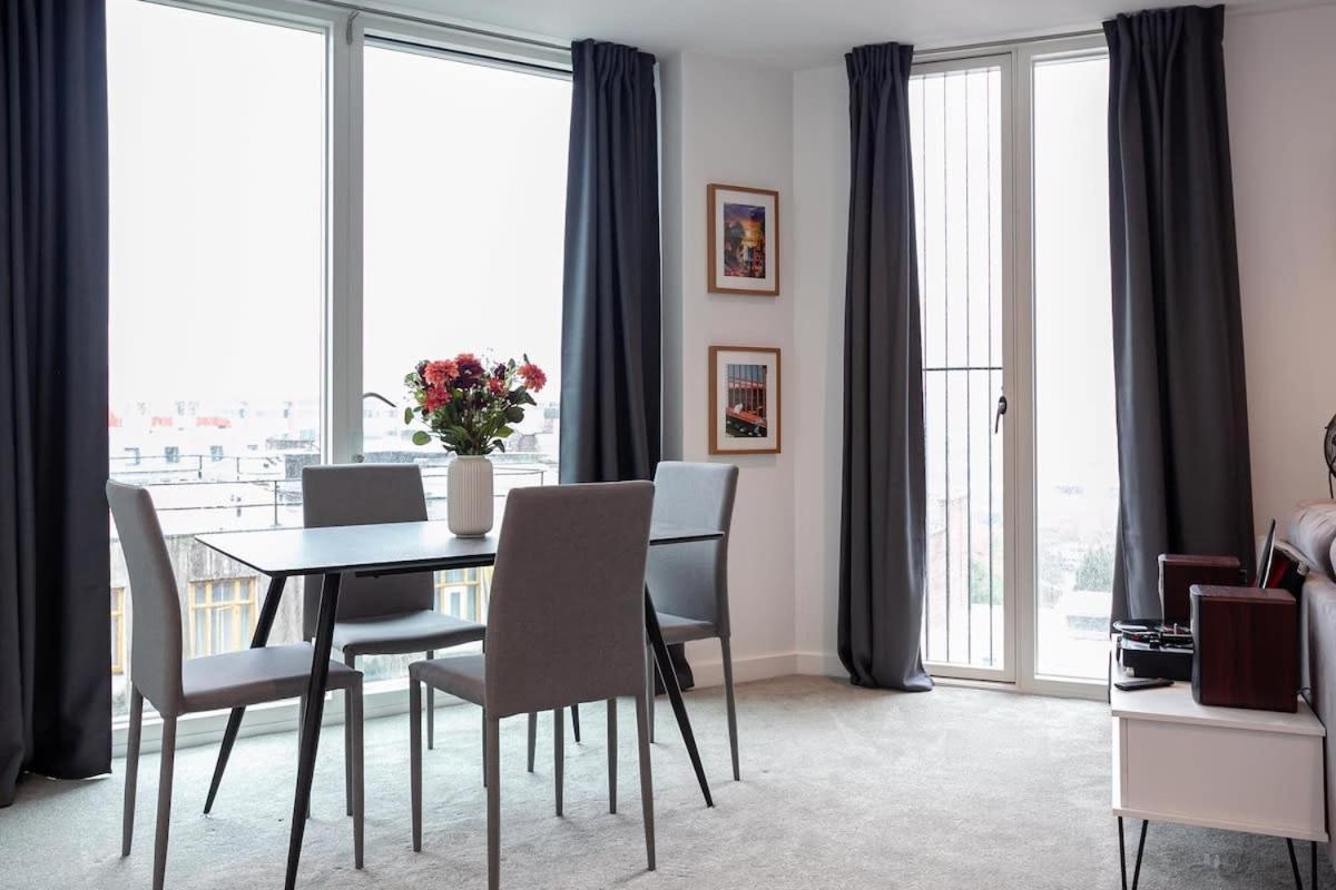 Spacious 2 Bed Apartment In Central Manchester Kültér fotó
